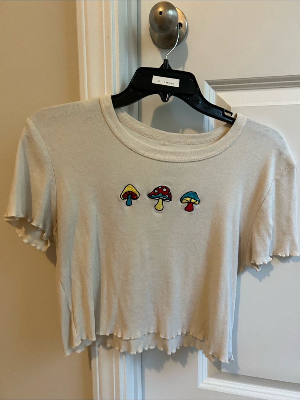 PacSun Woman’s Cream Mushroom Embroidered Cropped Tee